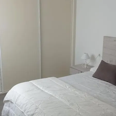 דירה Apartamento Casco Antiguo פואנגירולה