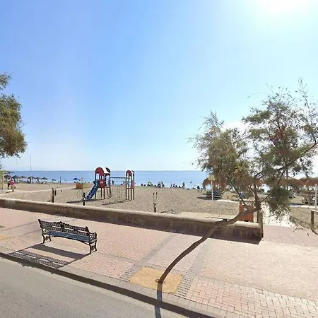 Apartamento Casco Antiguo דירה