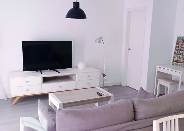 Apartamento Casco Antiguo פואנגירולה