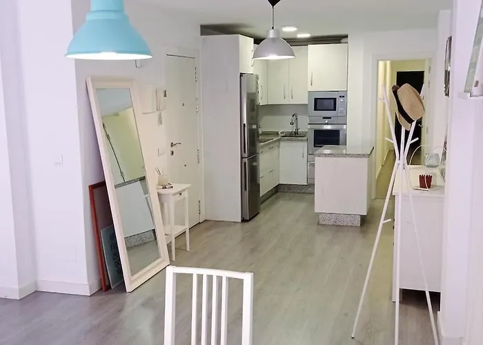 Apartamento Casco Antiguo דירה